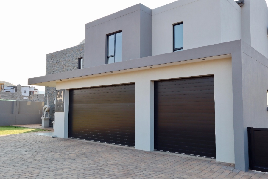 5 Bedroom Property for Sale in Cashan North West